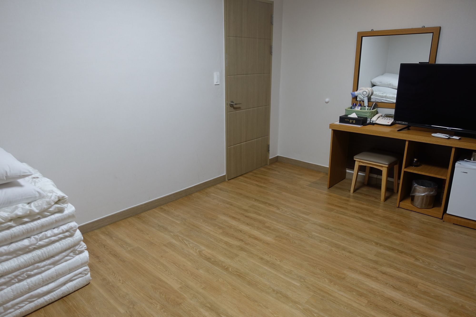 แกลเลอรี โฮเต็ล บีแอนด์บี Hotel เมืองเชจู ภายนอก รูปภาพ